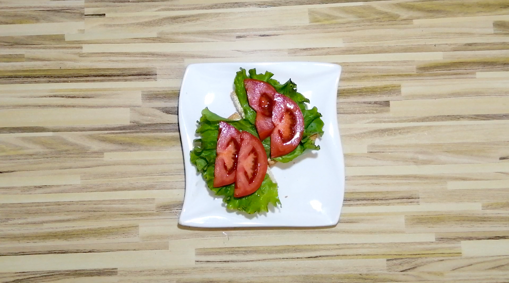 layer the lettuce and tomatoes