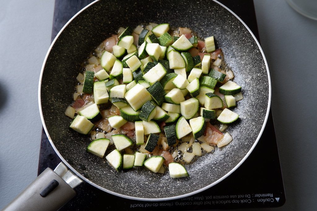 ajouter les courgettes