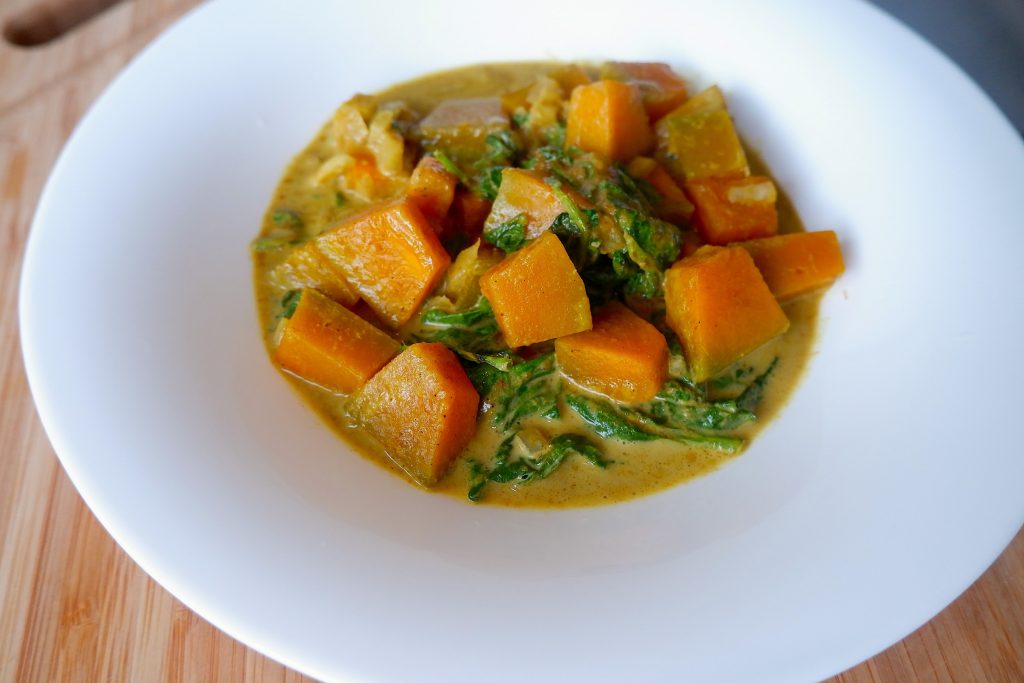 Curry de légumes au micro-ondes Keto