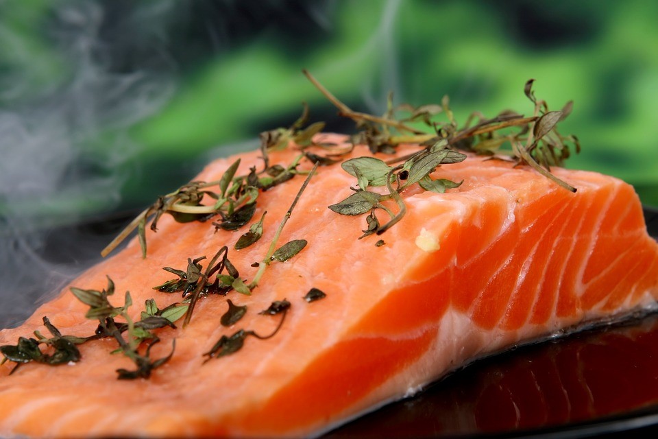 The ketogenic diet and brain health - eat fatty fish